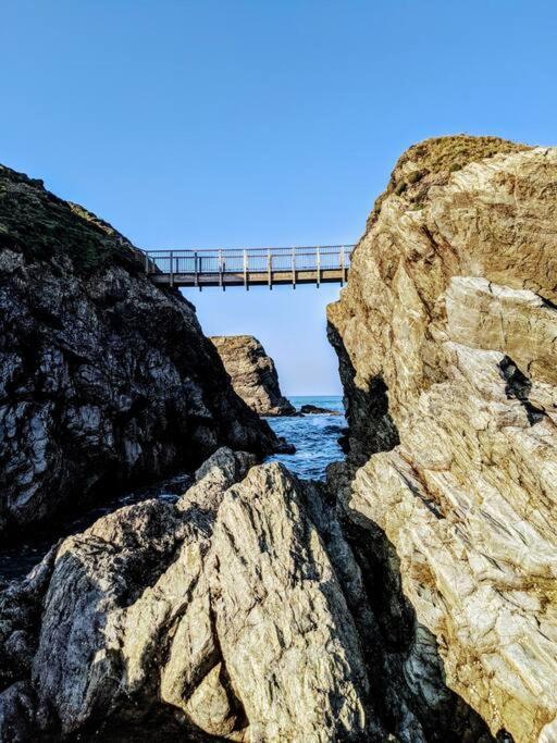 Large 4 Person Couples And Family Caravan In Newquay Bay Resort 외부 사진
