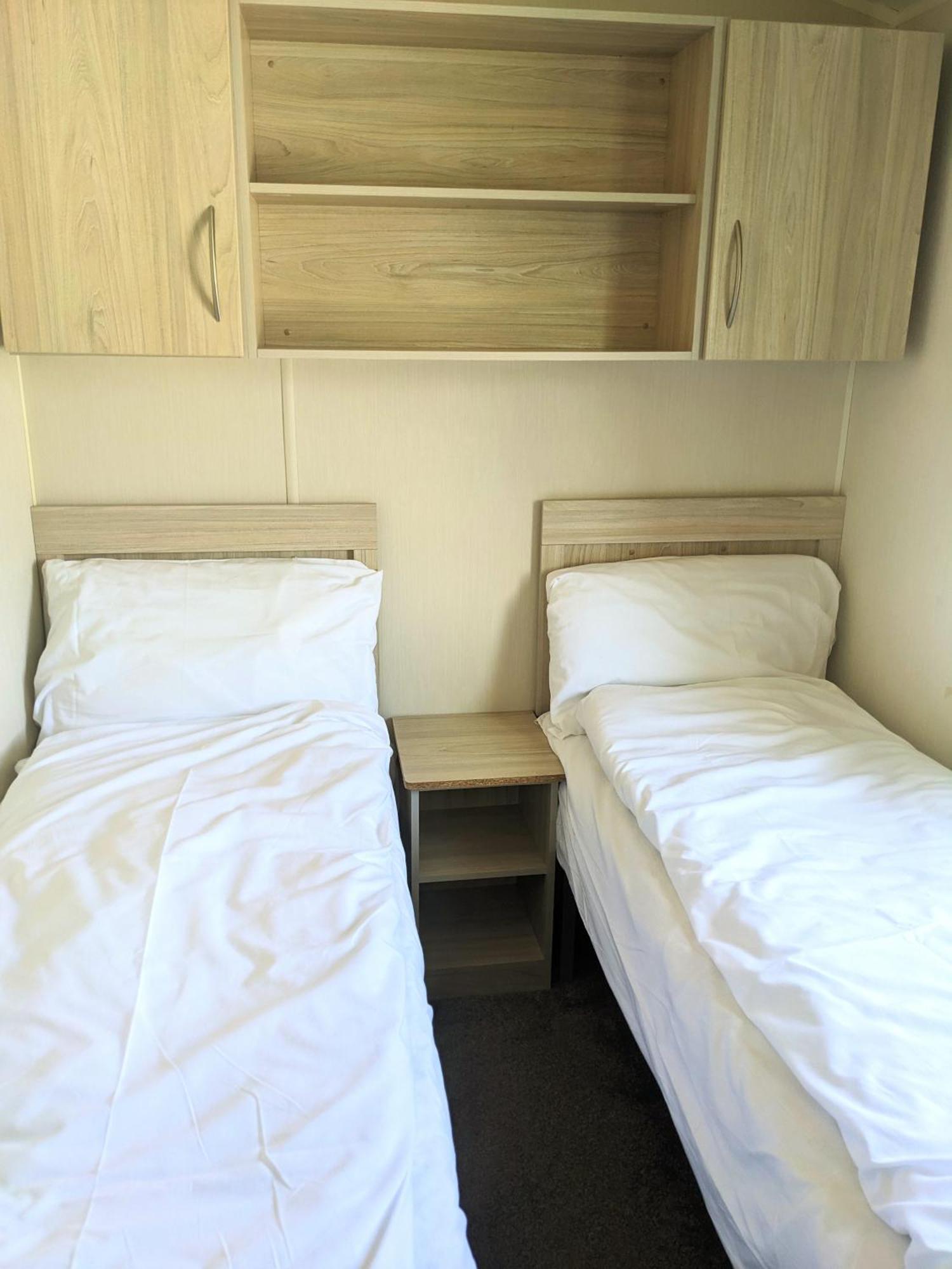 Large 4 Person Couples And Family Caravan In Newquay Bay Resort 외부 사진